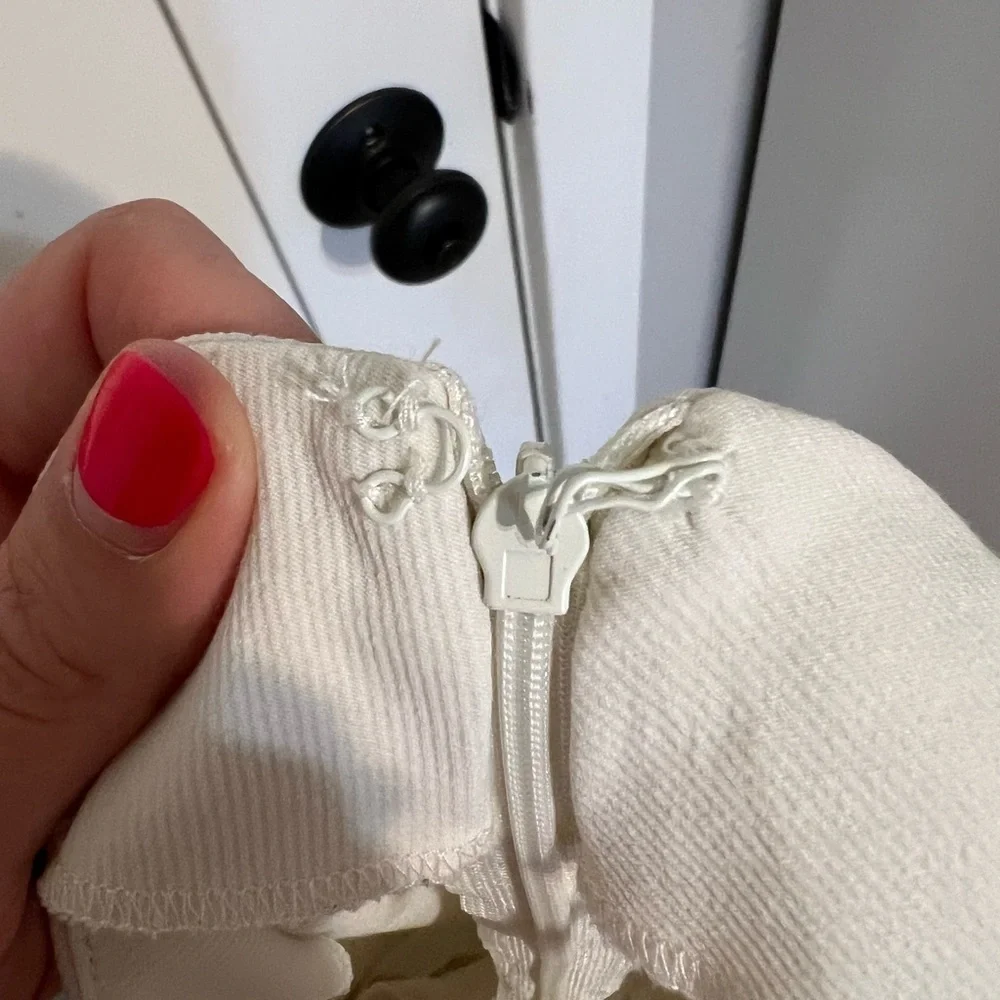 Free People Cream Flare Leg With Split Hem Pants Size Small Zip Back